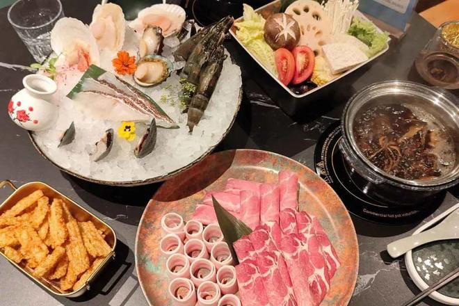费美禄！还有半价火锅、特价自助餐开元棋牌今天快去！新加坡这里有免(图1)