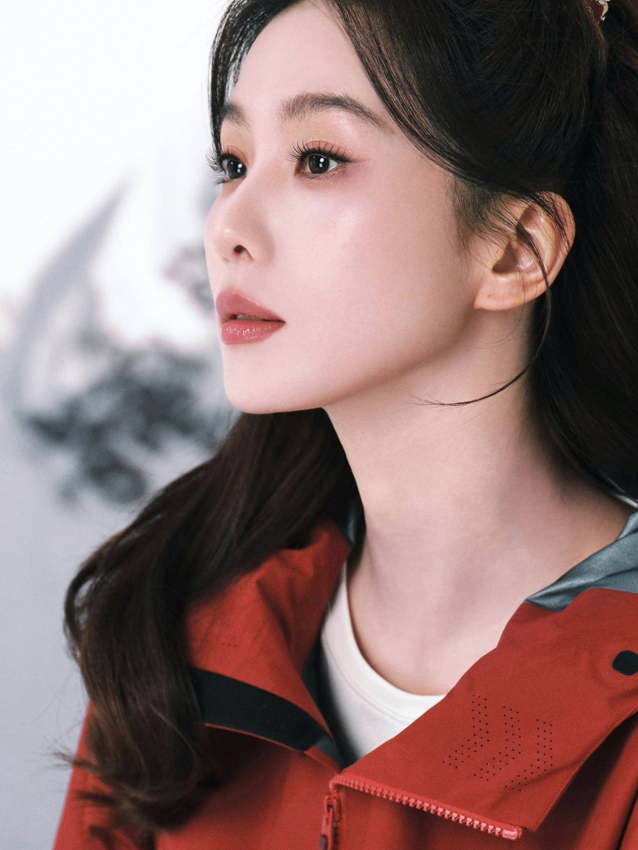 面！女大装扮+宠粉送咖啡双向心动开元棋牌刘诗诗北京活动再现名场(图2)