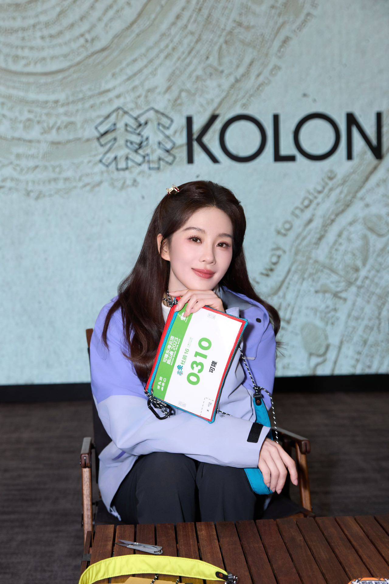 面！女大装扮+宠粉送咖啡双向心动开元棋牌刘诗诗北京活动再现名场(图6)